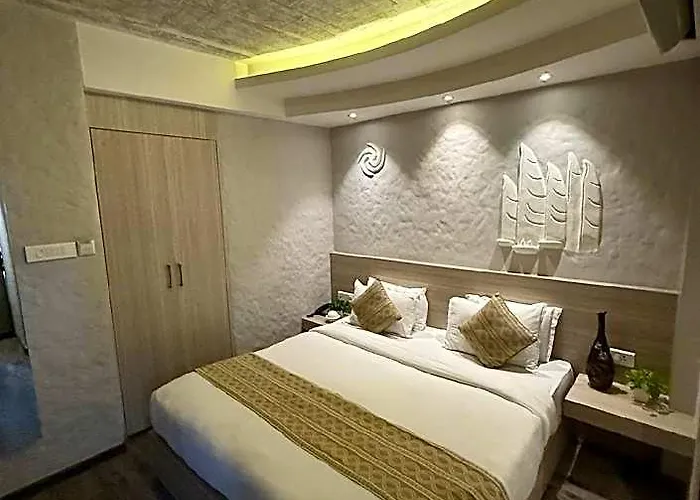 Vastu Boutique