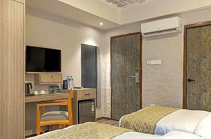 Vastu Boutique