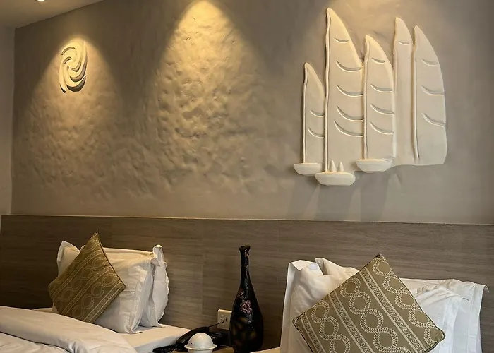 Vastu Boutique